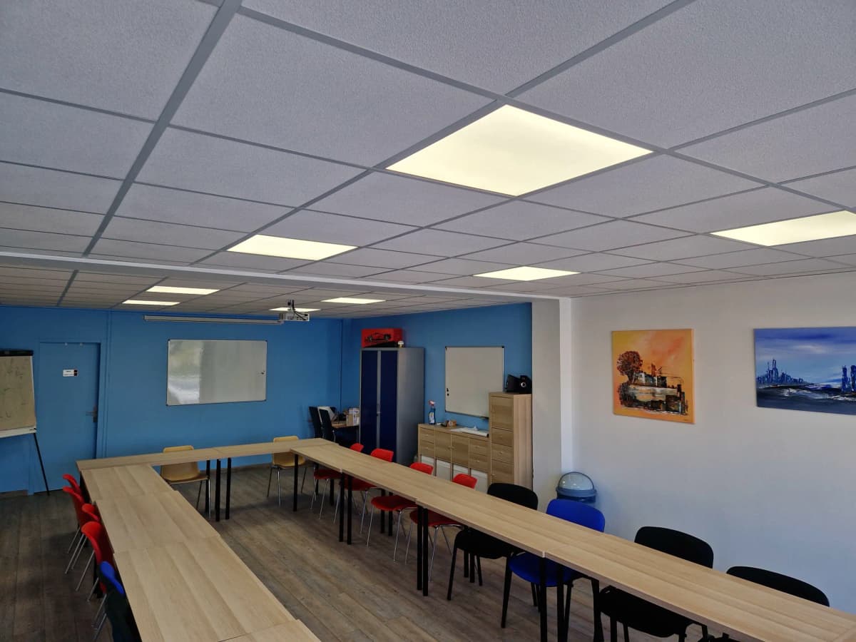 Salle de réunion configuration différente